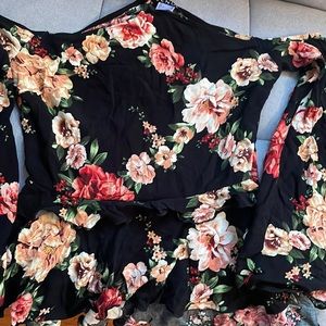 Flowery Peplum Blouse off shoulders